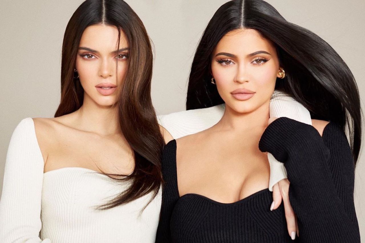 Kylie and Kendall Jenner Celebrate New Year's Eve Together