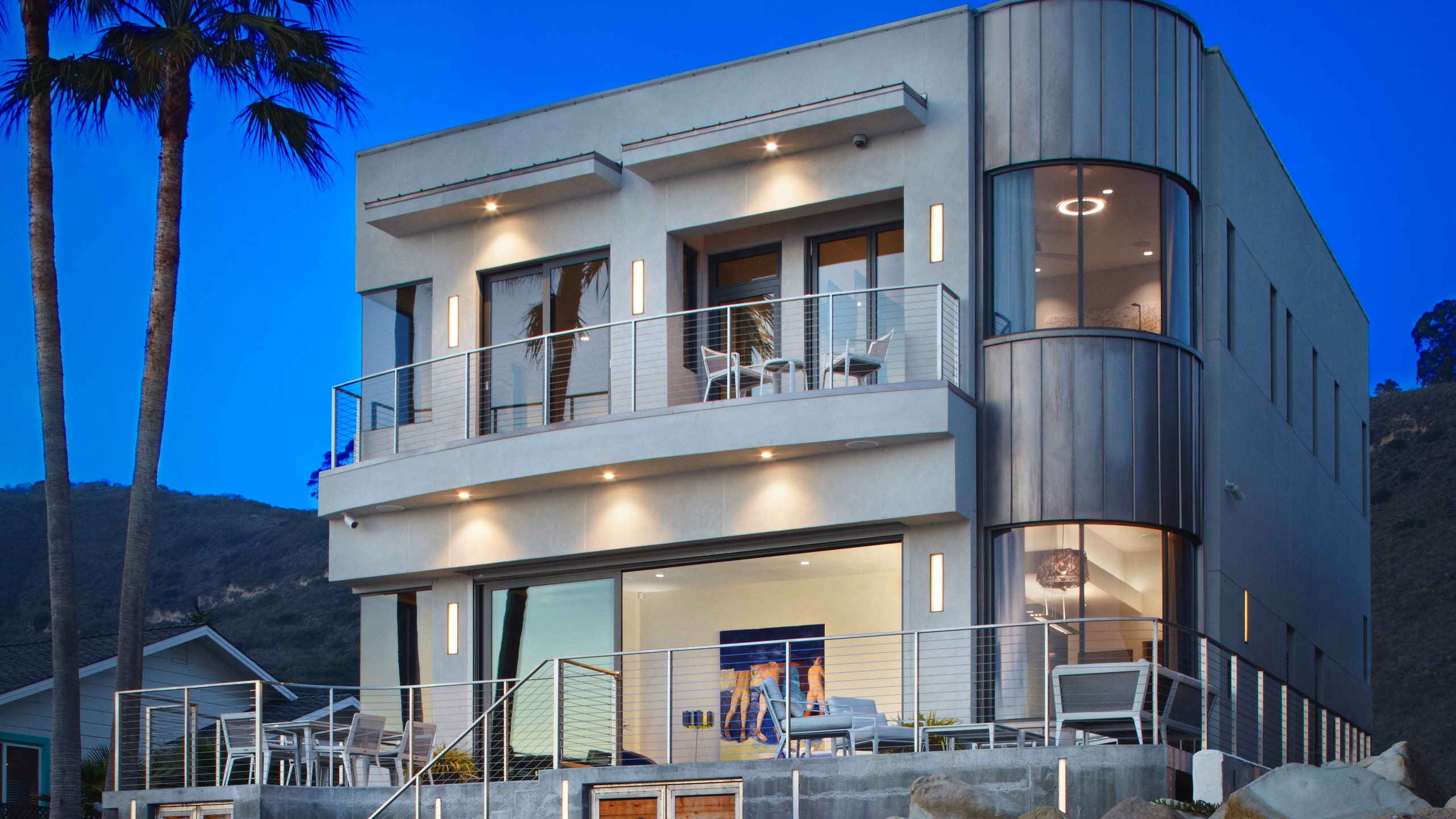 Bryan Cranston Lists Eco-Friendly Beach House for $5 Million