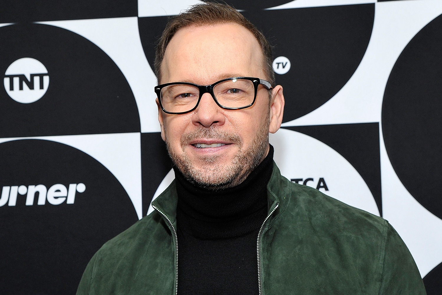 Donnie Wahlberg Leaves 2 020 Tip For Food Server At Restaurant