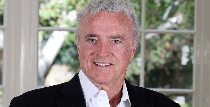 Kevin Dobson Dies at 77