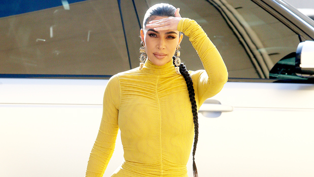 Kim Kardashian Removes Wedding Ring Amid Divorce Rumors