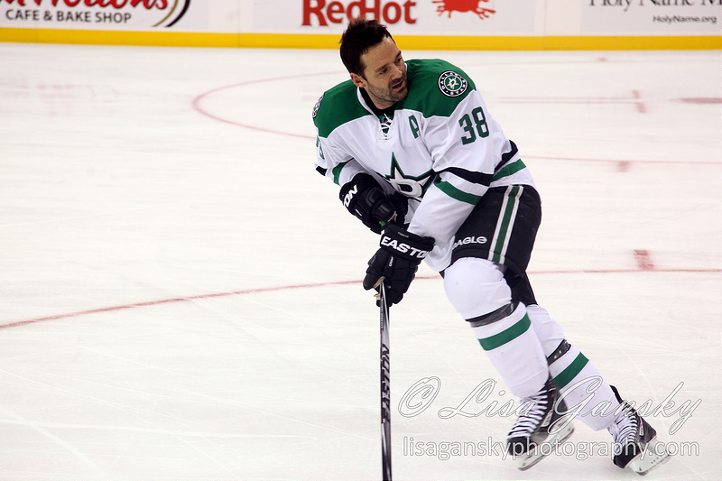 Vernon Fiddler Net Worth 2018: What is this ice hockey player worth?