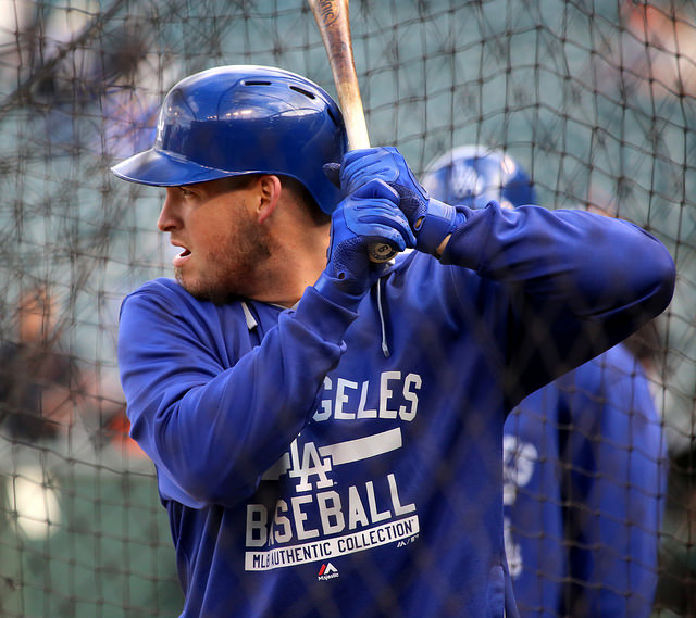 Yasmani Grandal Net Worth 2018: What is this baseball player worth?
