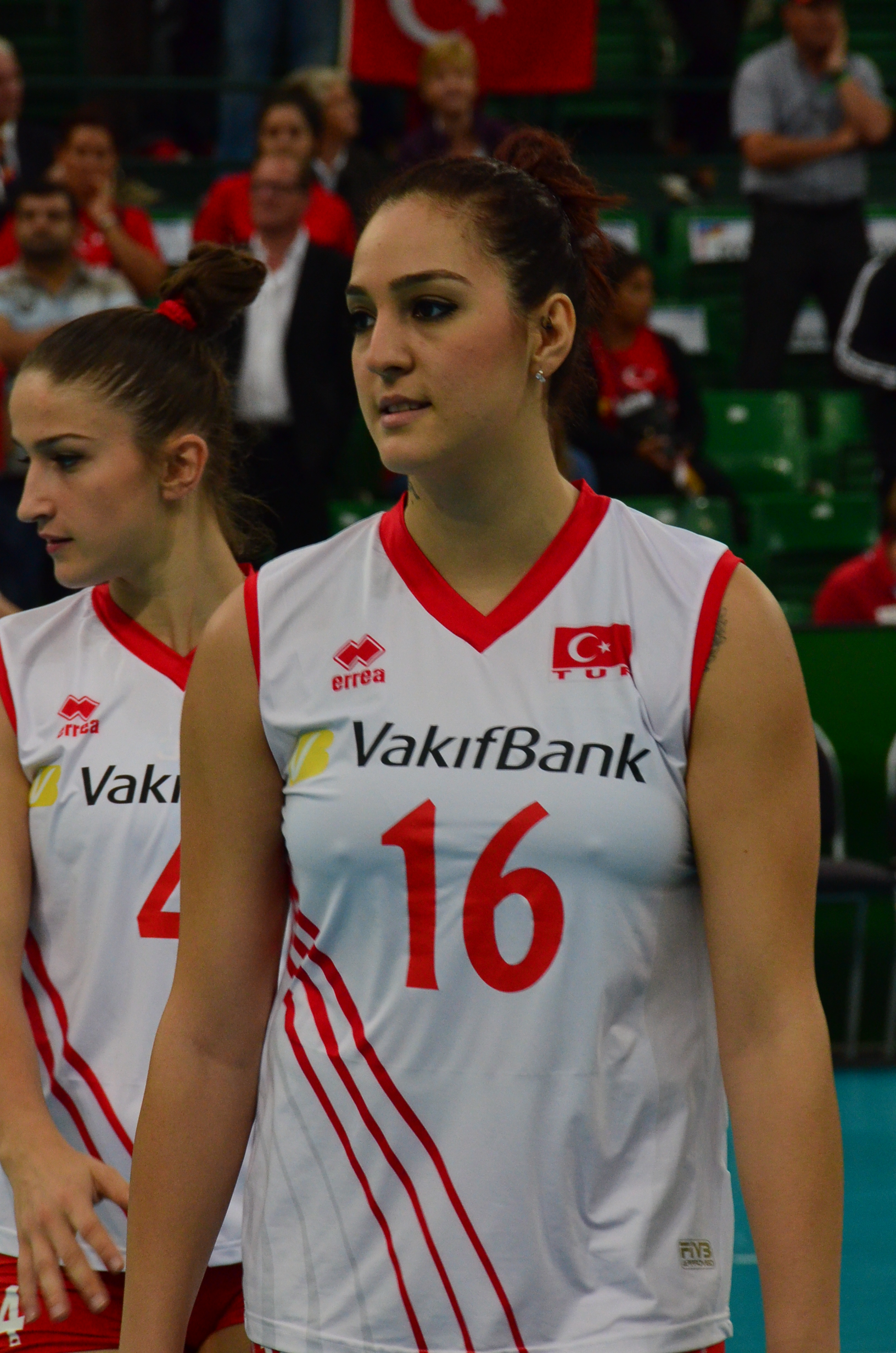 Büşra Cansu Net Worth 2018: What is this volleyball player worth?