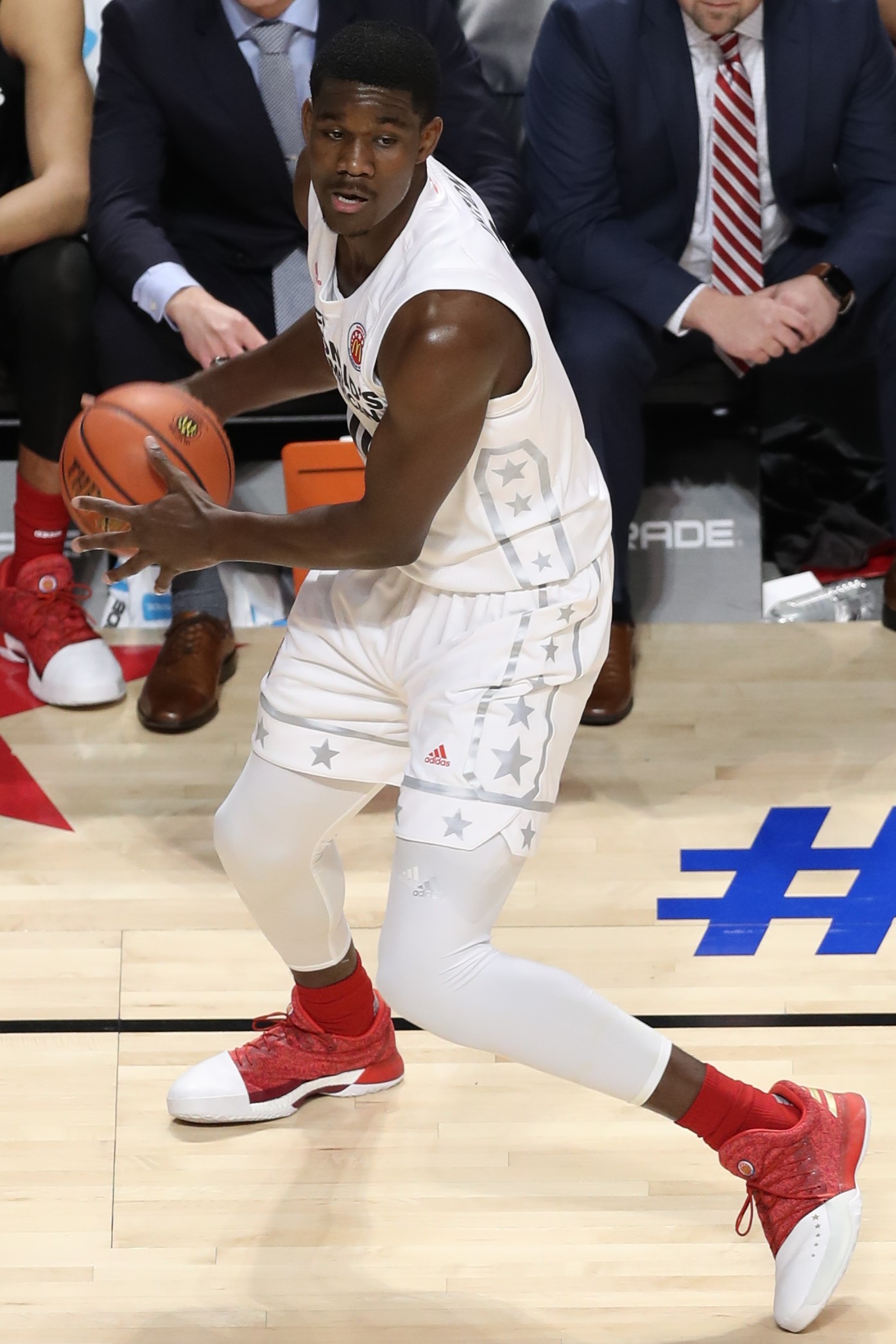 DeAndre Ayton Net Worth 2018: What is this basketball player worth?