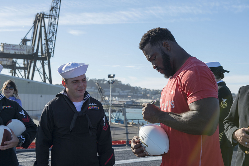 Justin Tuck Net Worth 2018: What is this NFL football player worth?