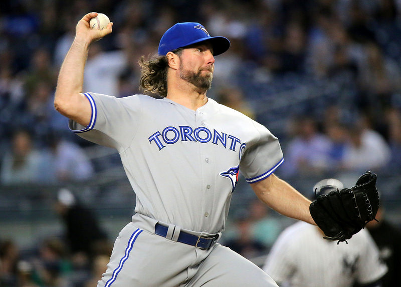 R.A. Dickey Net Worth 2018: What is this baseball player worth?