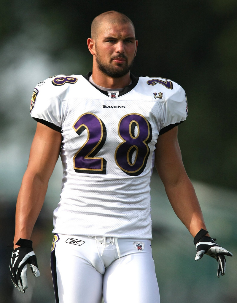 Tom Zbikowski Net Worth 2018: What is this NFL football player worth?