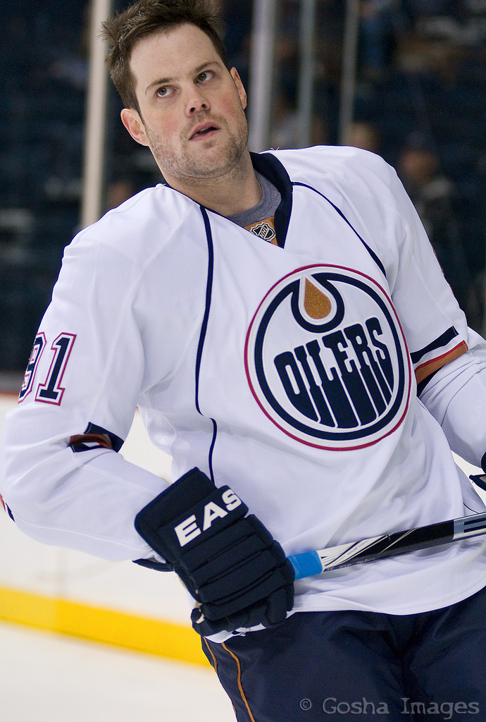 Mike Comrie Net Worth 2018: What is this ice hockey player worth?