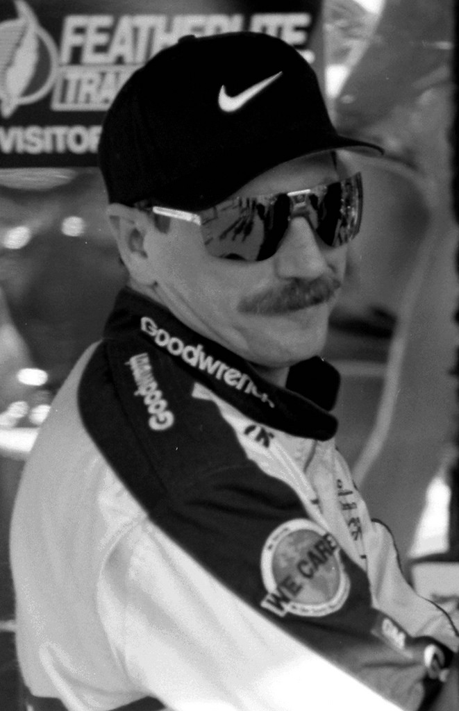 Dale Earnhardt Net Worth 2018: What is this NASCAR driver worth?