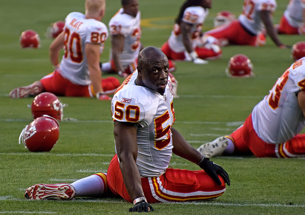 Justin Houston Net Worth 2018: What is this NFL football player worth?