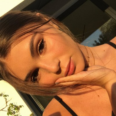 Olivia Jade Giannulli Net Worth 2018: See How Much Olivia Jade Makes on YouTube!