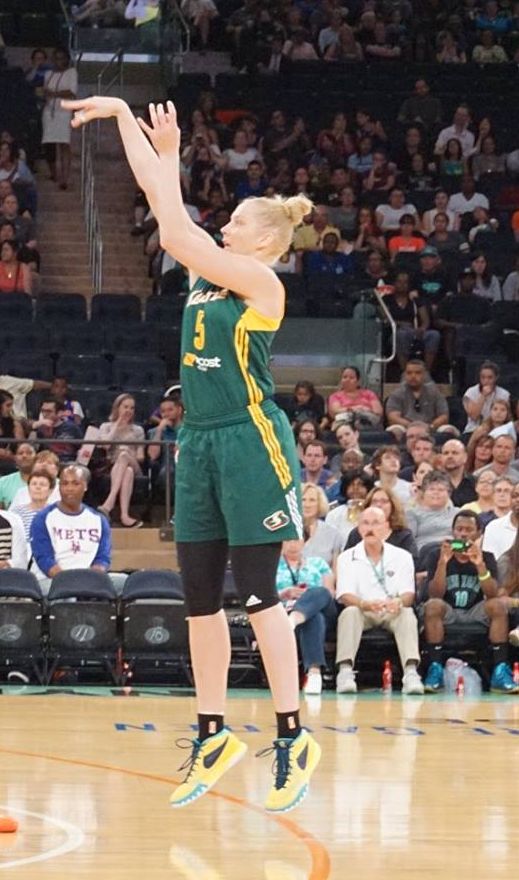 Abby Bishop Net Worth 2018: What is this basketball player worth?