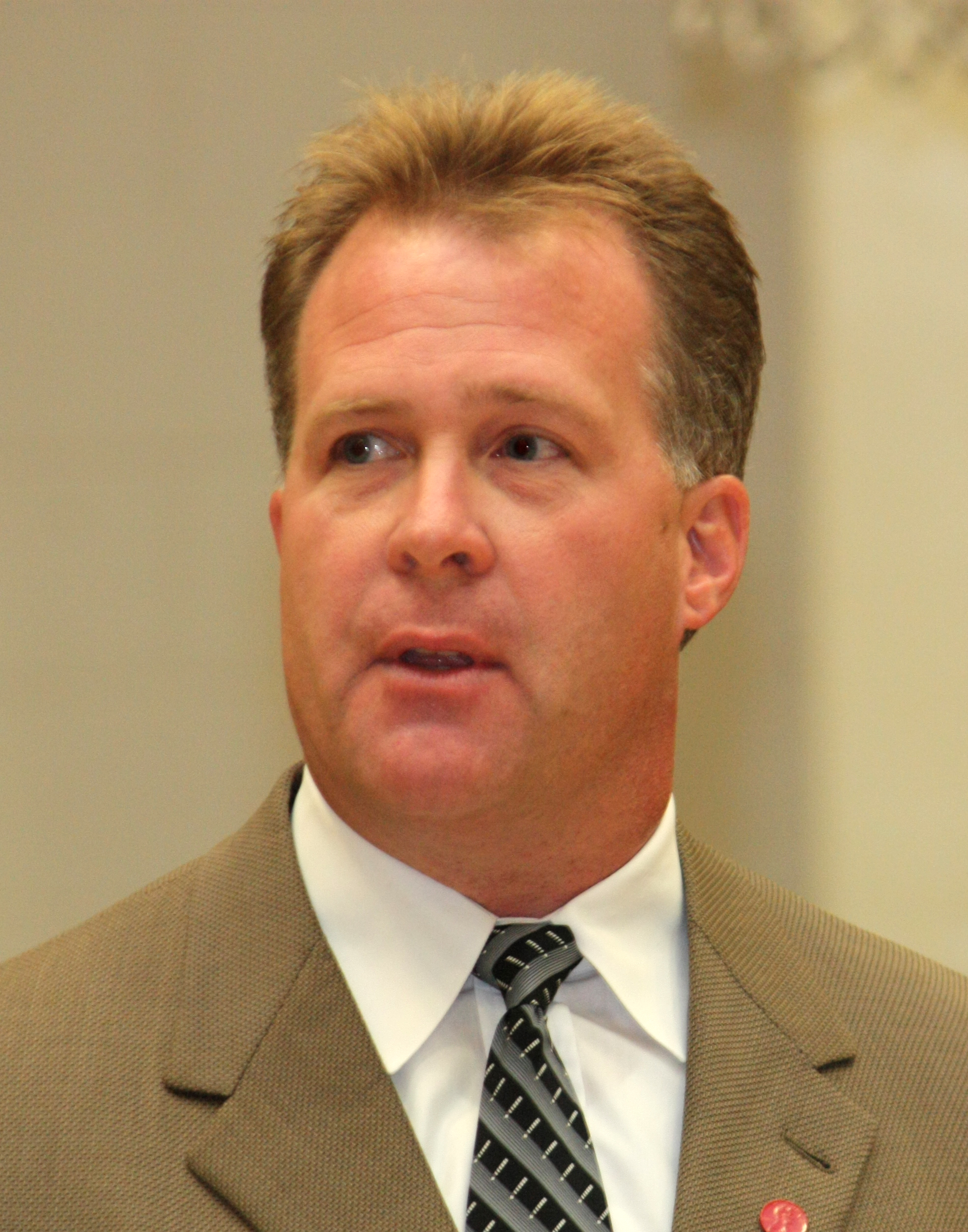Chris Thieneman Net Worth 2018: What is this NFL football player worth?