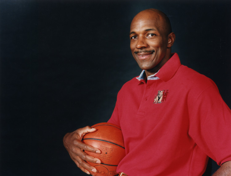 Clyde Drexler Net Worth 2018: What is this basketball player worth?
