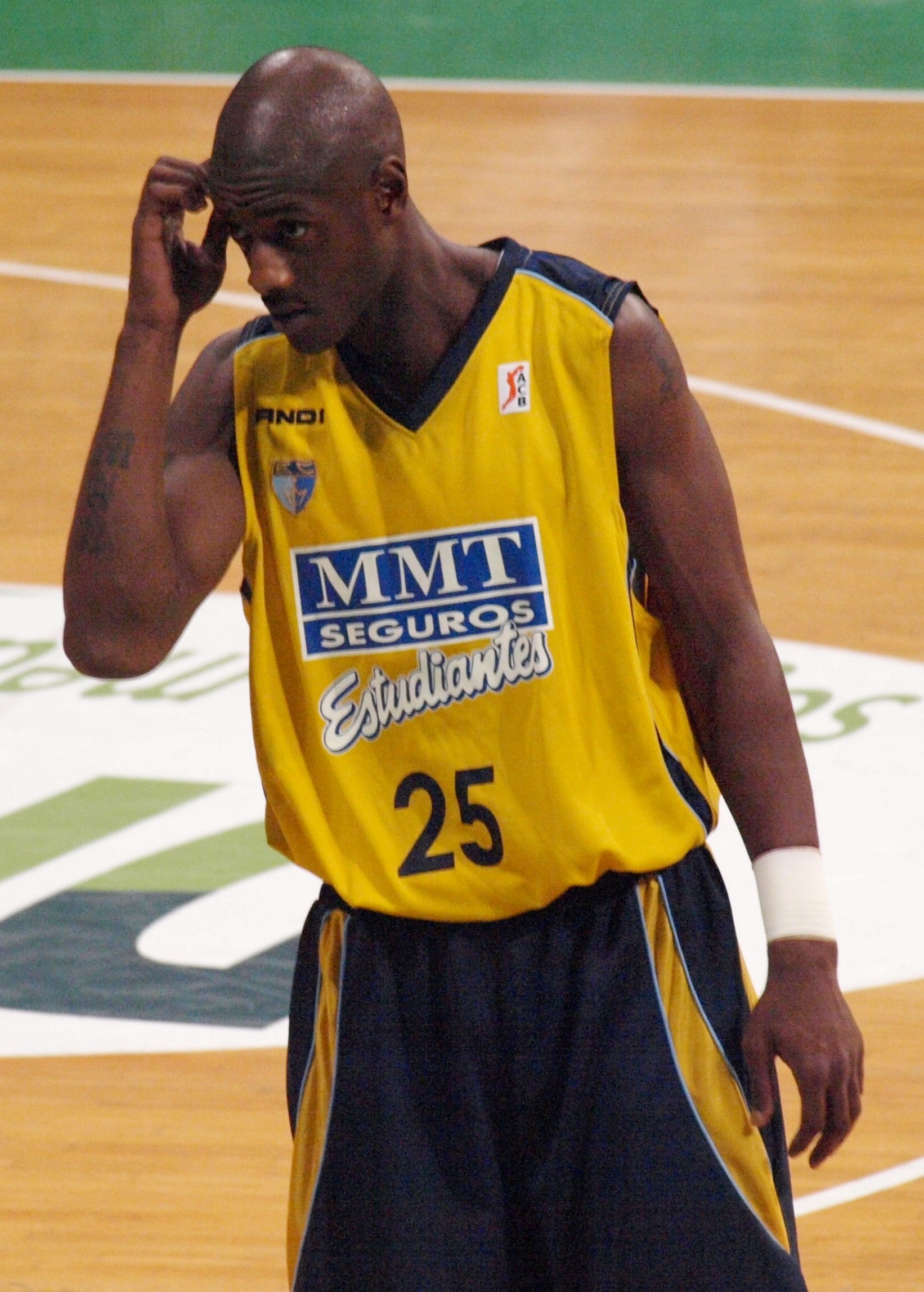Vonteego Cummings Net Worth 2018: What is this basketball player worth?
