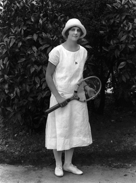Daphne Akhurst Cozens Net Worth 2018: What is this tennis player worth?