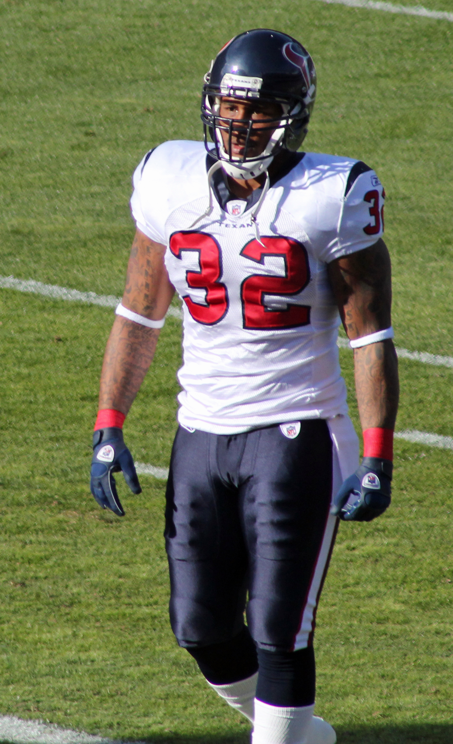 Derrick Ward Net Worth 2018: What is this NFL football player worth?