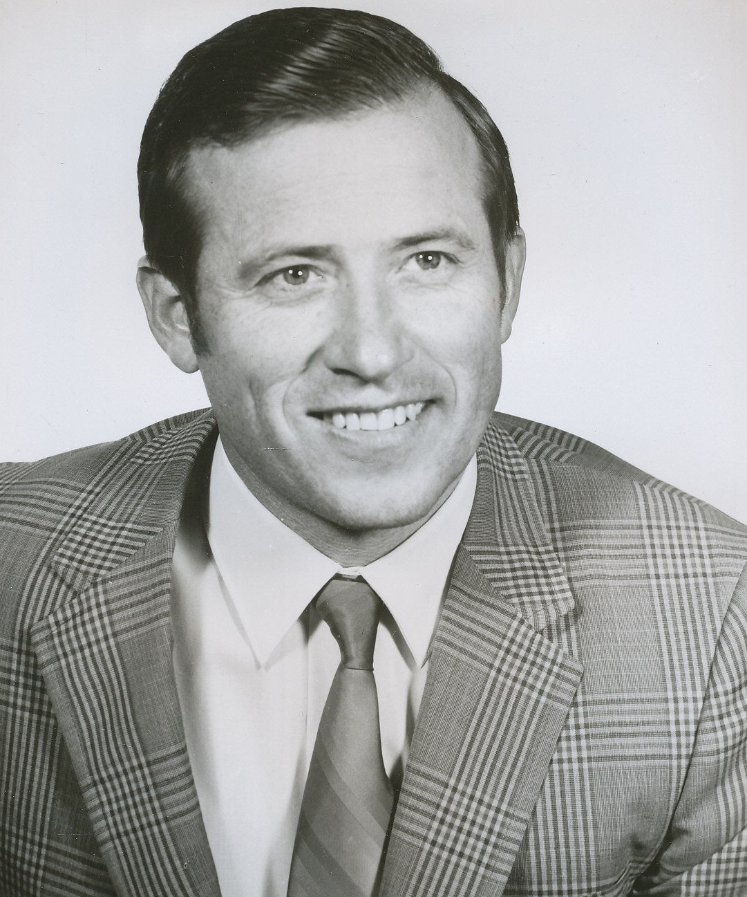 Dick Motta Net Worth 2018: What is this basketball player worth?
