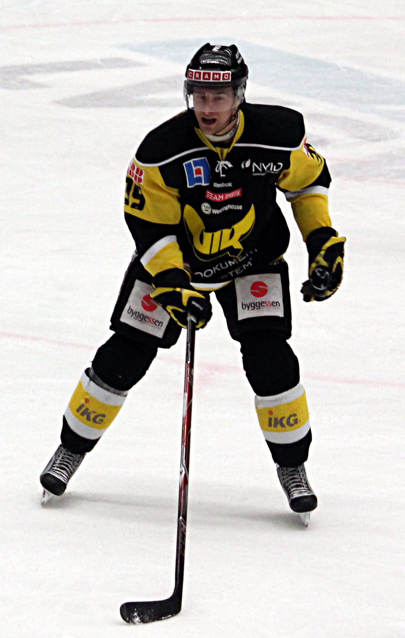 Evan McGrath Net Worth 2018: What is this ice hockey player worth?