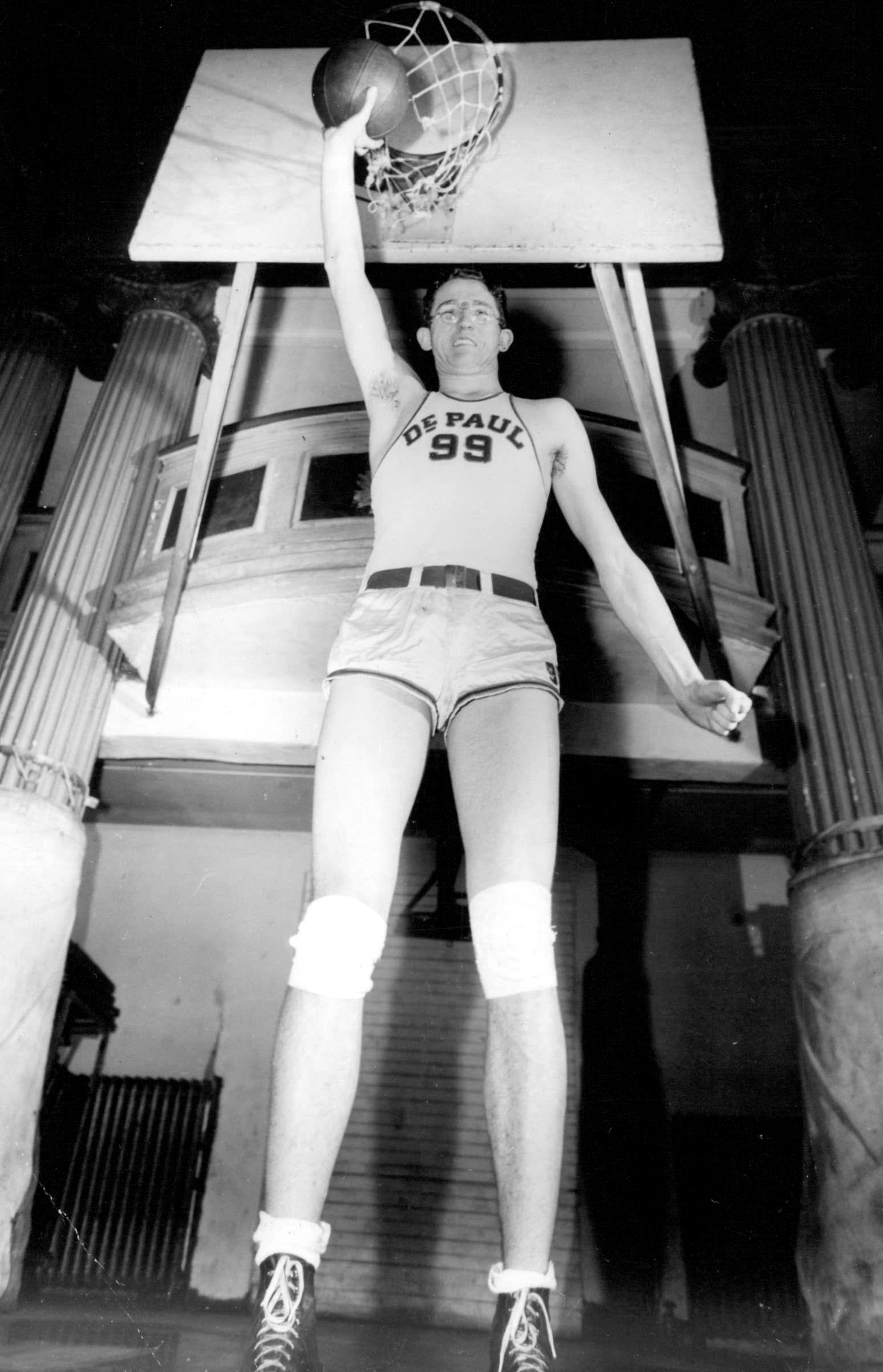 George Mikan Net Worth 2018: What is this basketball player worth?