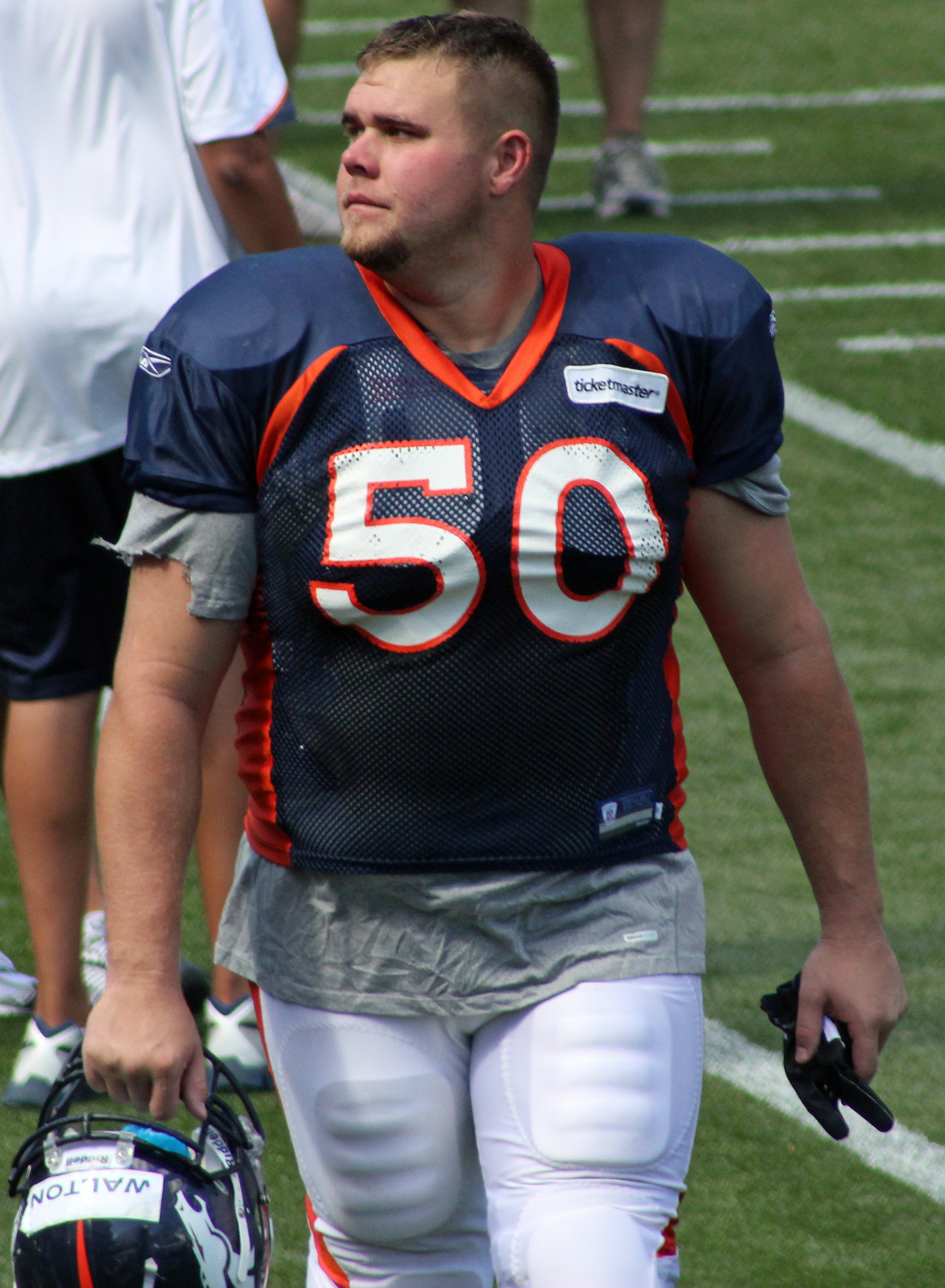 J. D. Walton Net Worth 2018: What is this NFL football player worth?