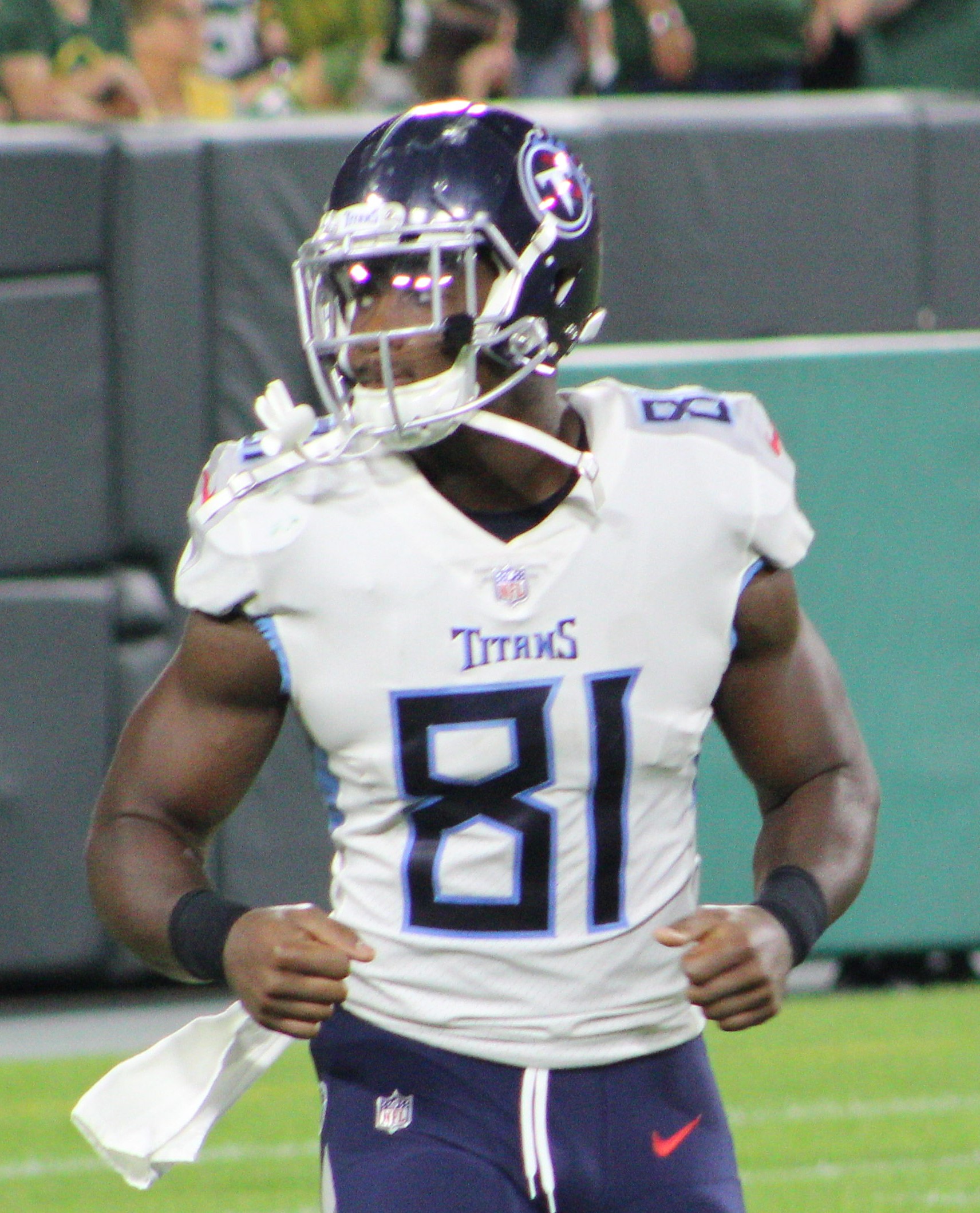 Jonnu Smith Net Worth 2018: What is this NFL football player worth?
