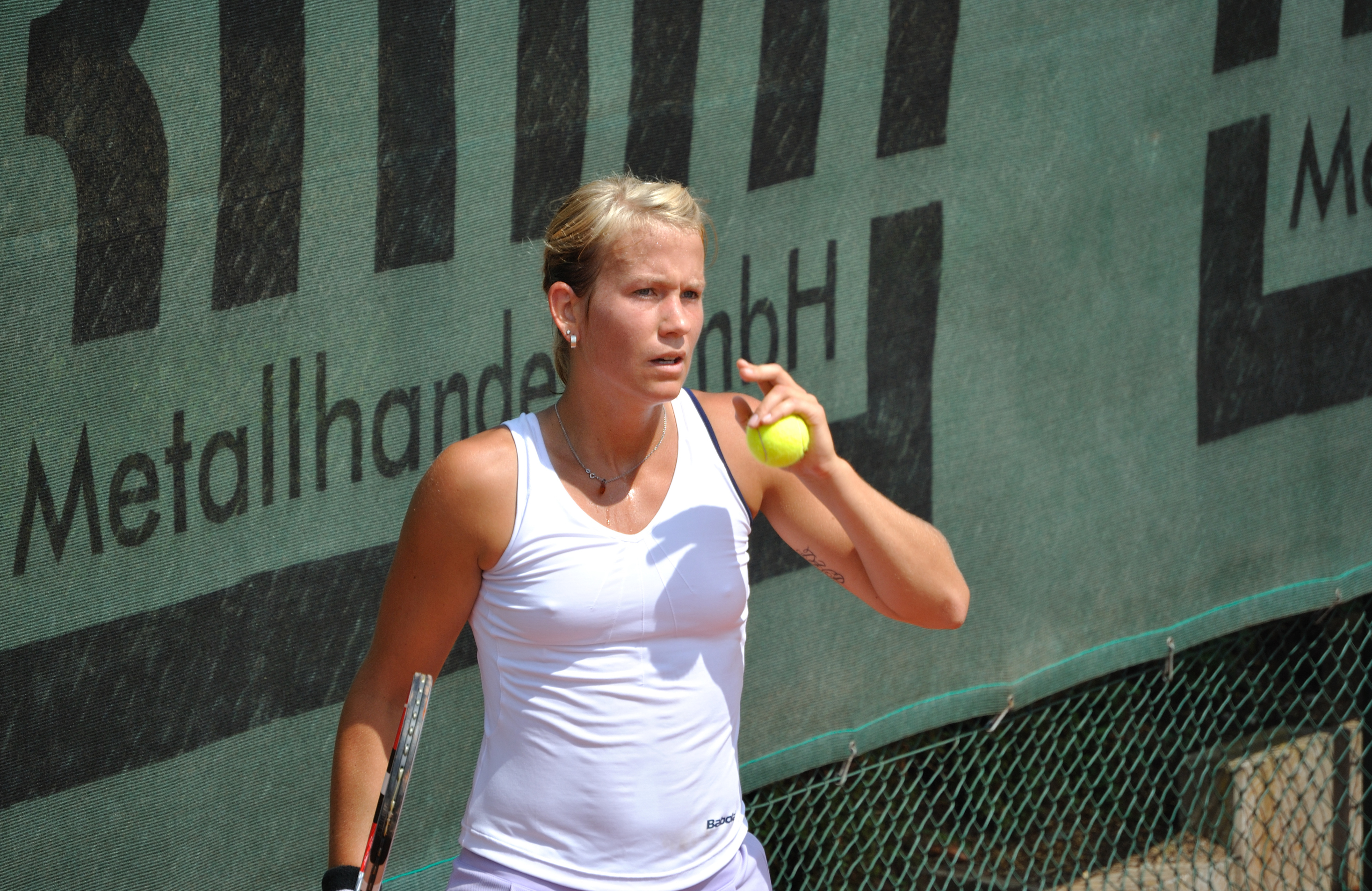 Julia Babilon Net Worth 2018: What is this tennis player worth?