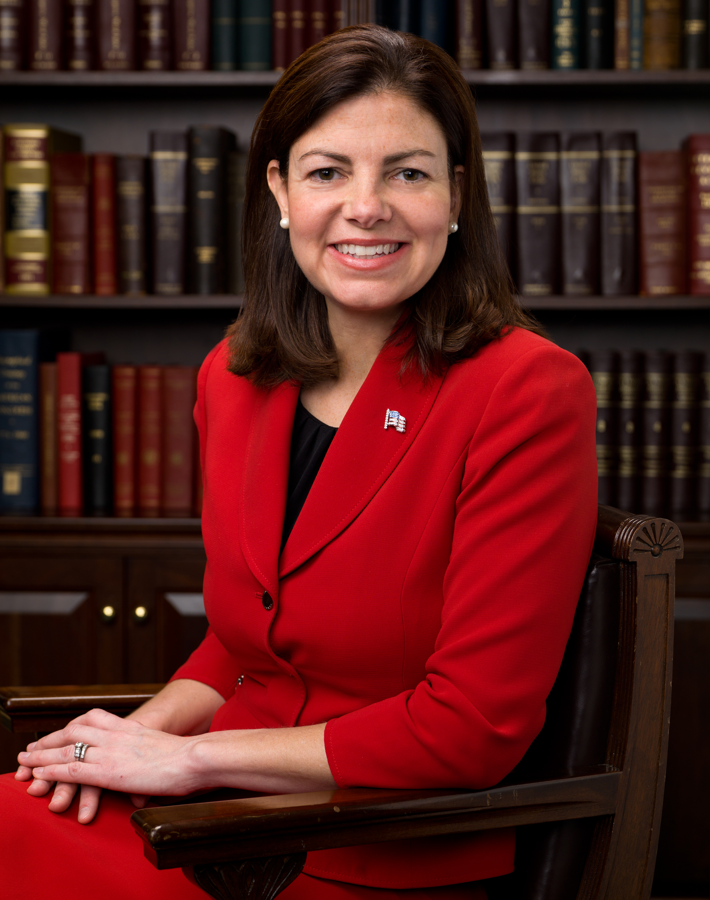 Kelly Ayotte Net Worth 2018: What is this U.S. Government Official worth?