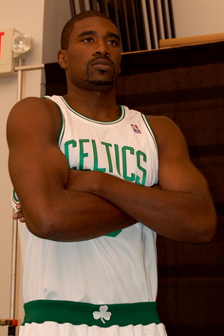Leon Powe Net Worth 2018: What is this basketball player worth?