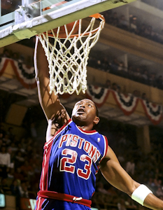 Mark Aguirre Net Worth 2018: What is this basketball player worth?