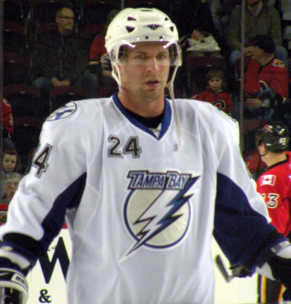 Matt Pettinger Net Worth 2018: What is this ice hockey player worth?