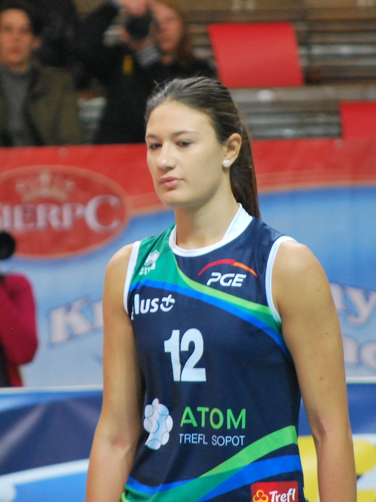 Neriman Özsoy Net Worth 2018: What is this volleyball player worth?