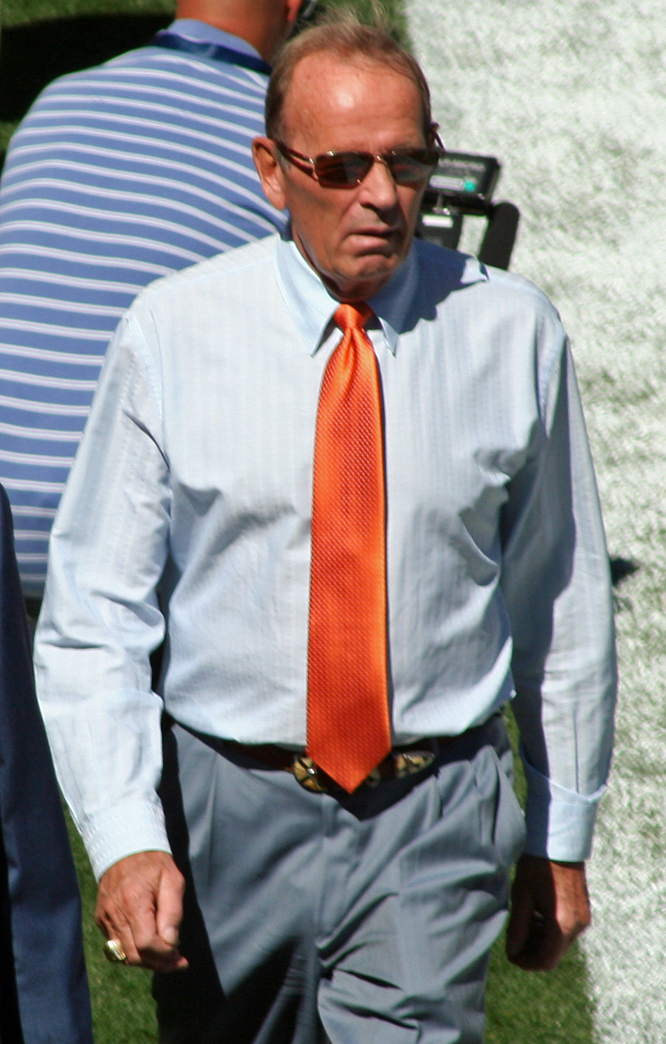 Pat Bowlen Net Worth 2018: What is this NFL football player worth?