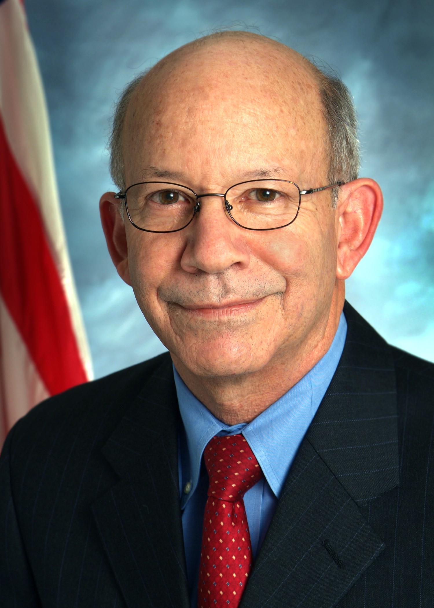 Peter DeFazio Net Worth 2018: What is this U.S. Government Official worth?
