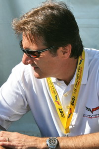 Ron Fellows Net Worth 2018: What is this NFL football player worth?