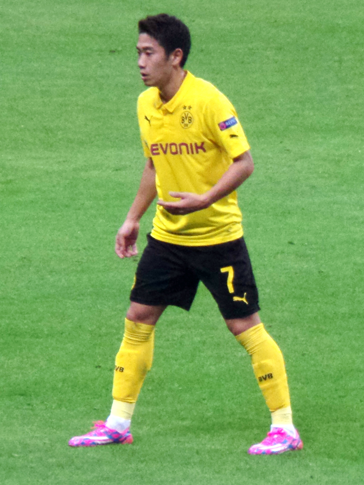 Shinji Kagawa Net Worth 2018: What is this World Cup football/soccer player worth?