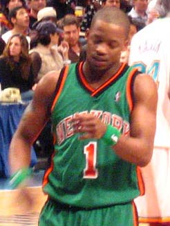 Steve Francis Net Worth 2018: What is this basketball player worth?
