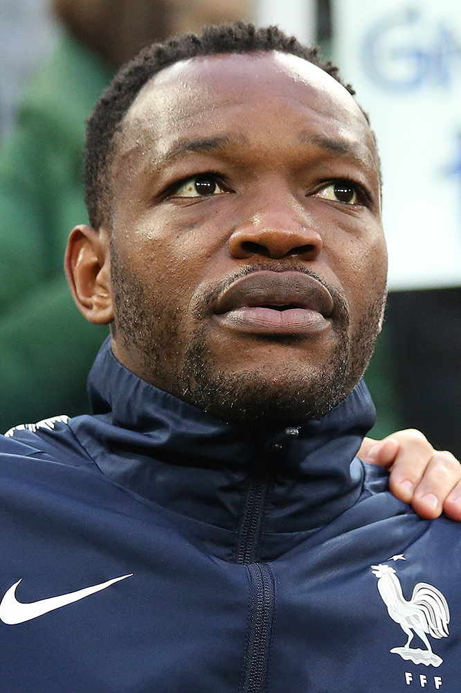 Steve Mandanda Net Worth 2018: What is this World Cup football/soccer player worth?