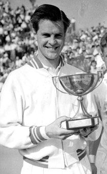 Sven Davidson Net Worth 2018: What is this tennis player worth?