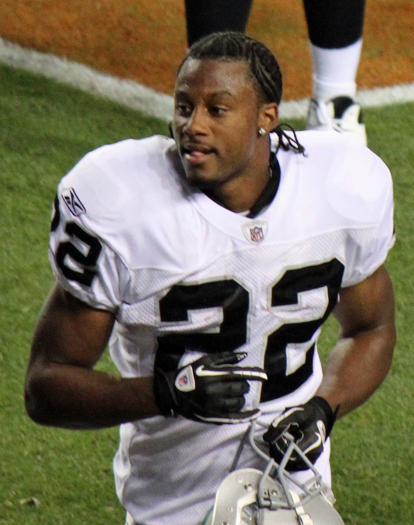 Taiwan Jones Net Worth 2018: What is this NFL football player worth?