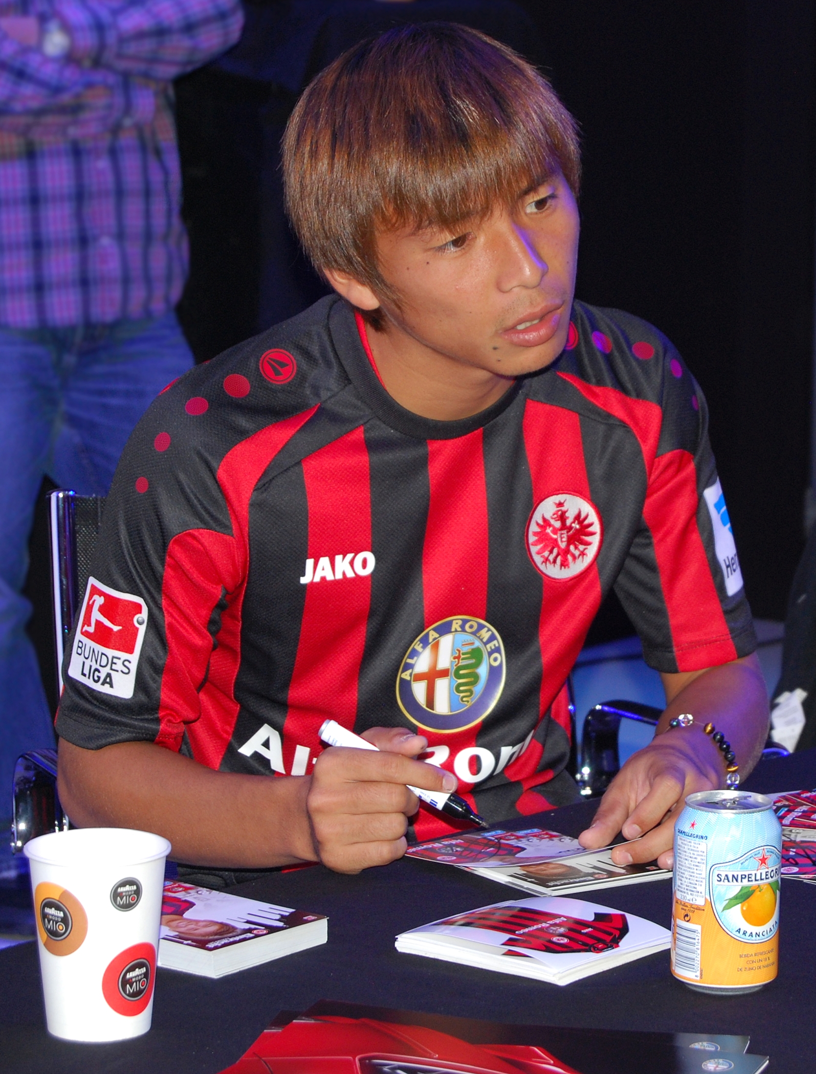 Takashi Inui Net Worth 2018: What is this World Cup football/soccer player worth?