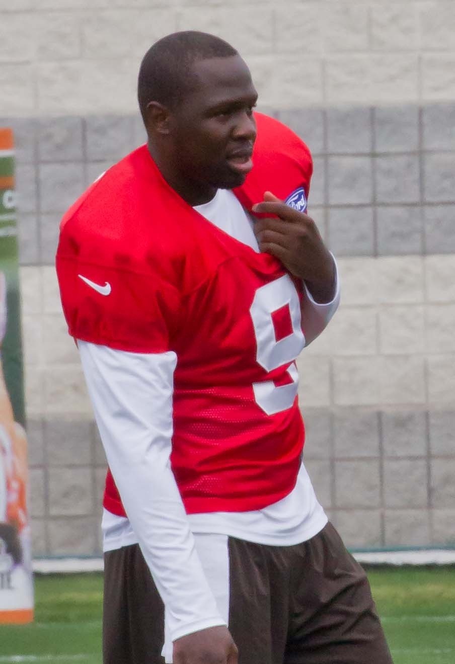 Thad Lewis Net Worth 2018: What is this NFL football player worth?