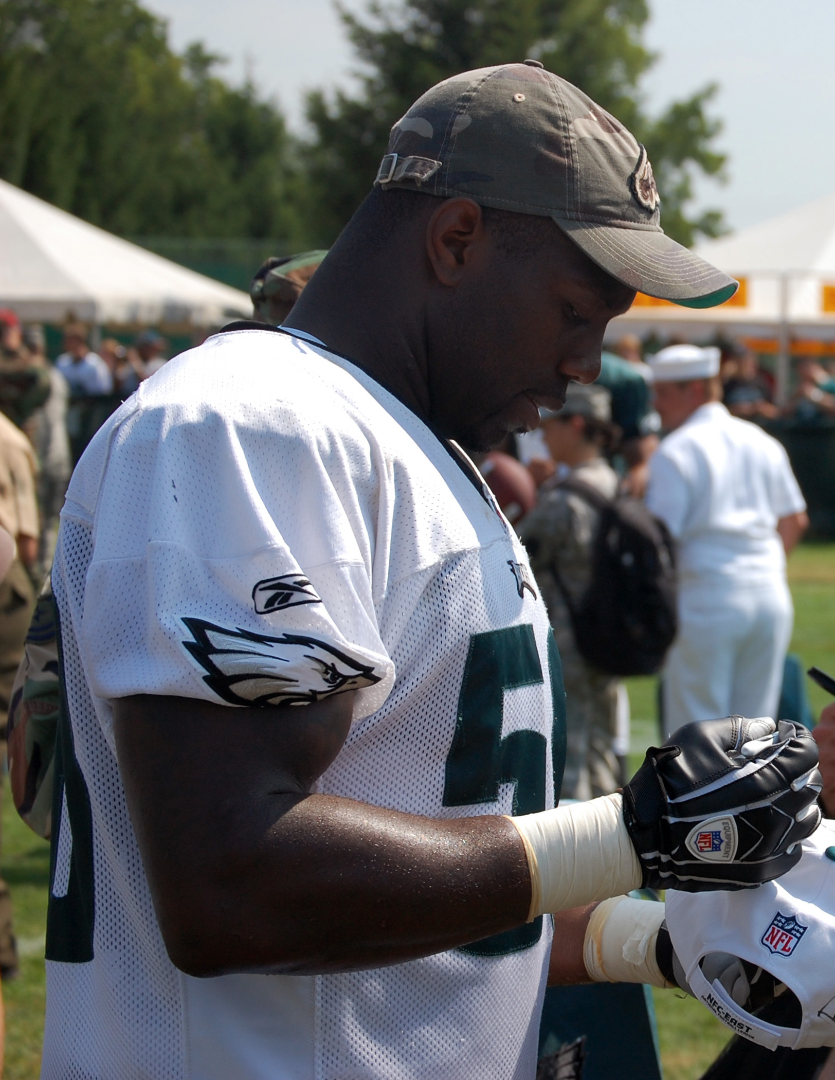 Trent Cole Net Worth 2018: What is this NFL football player worth?