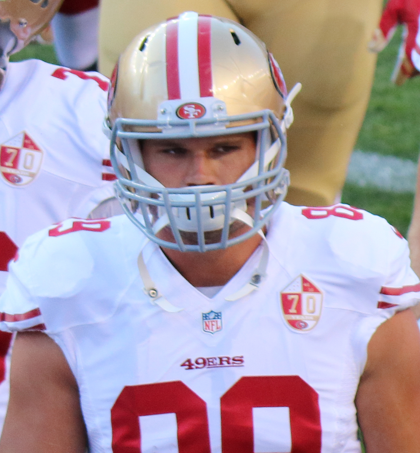 Vance McDonald Net Worth 2018: What is this NFL football player worth?