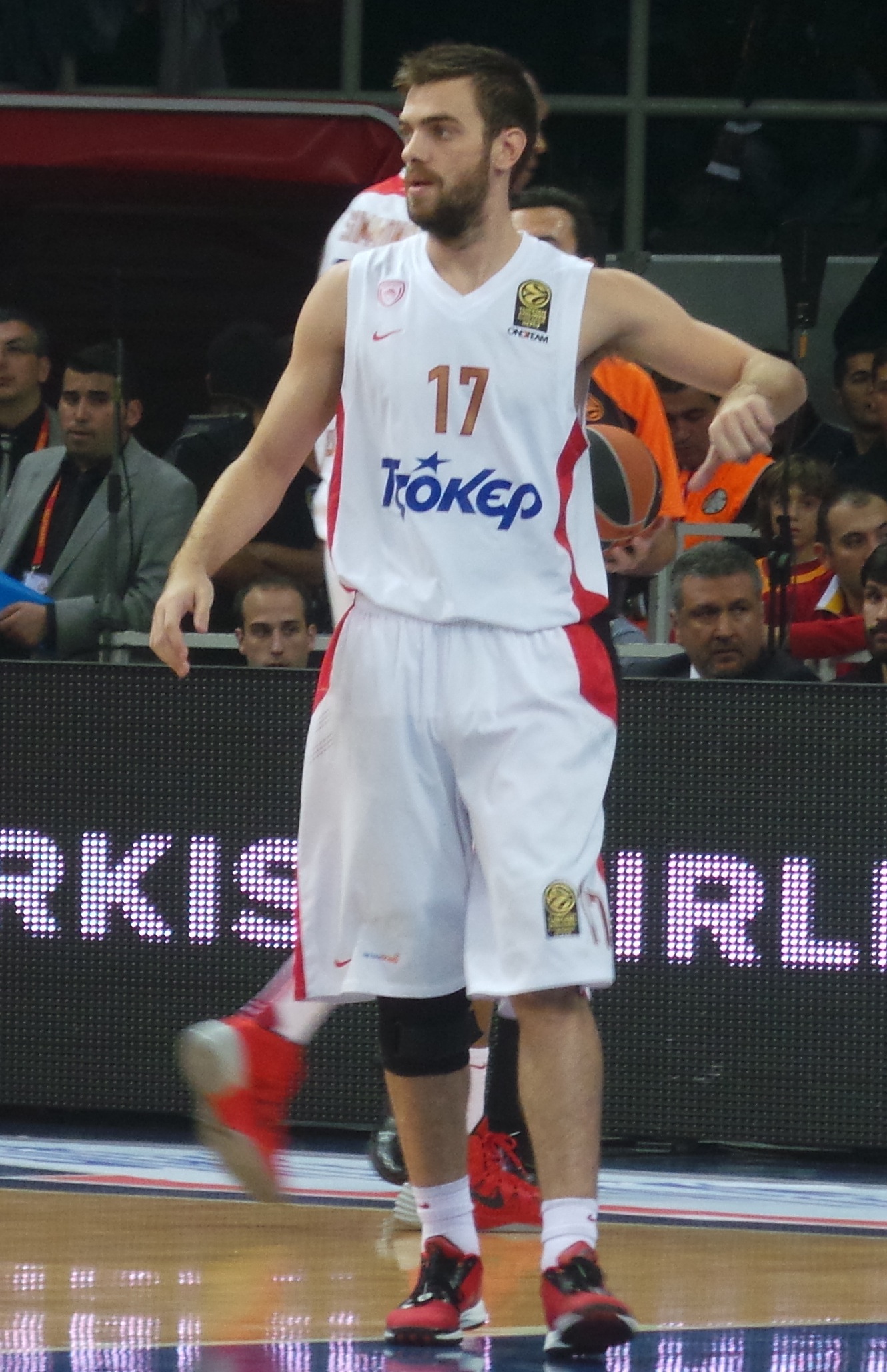 Vangelis Mantzaris Net Worth 2018: What is this basketball player worth?