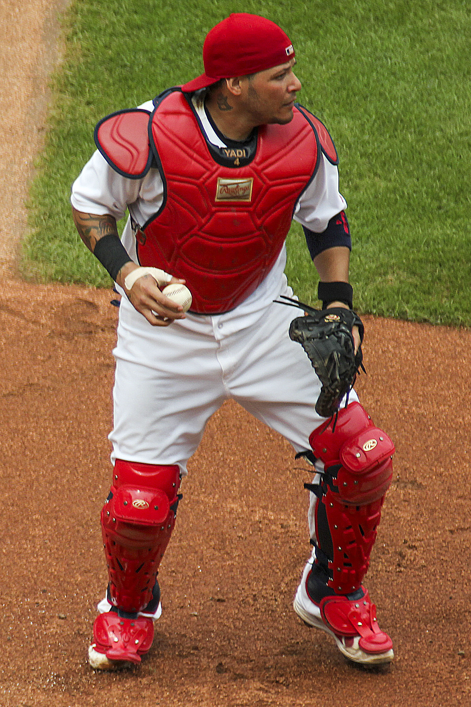 Yadier Molina Net Worth 2018: What is this baseball player worth?