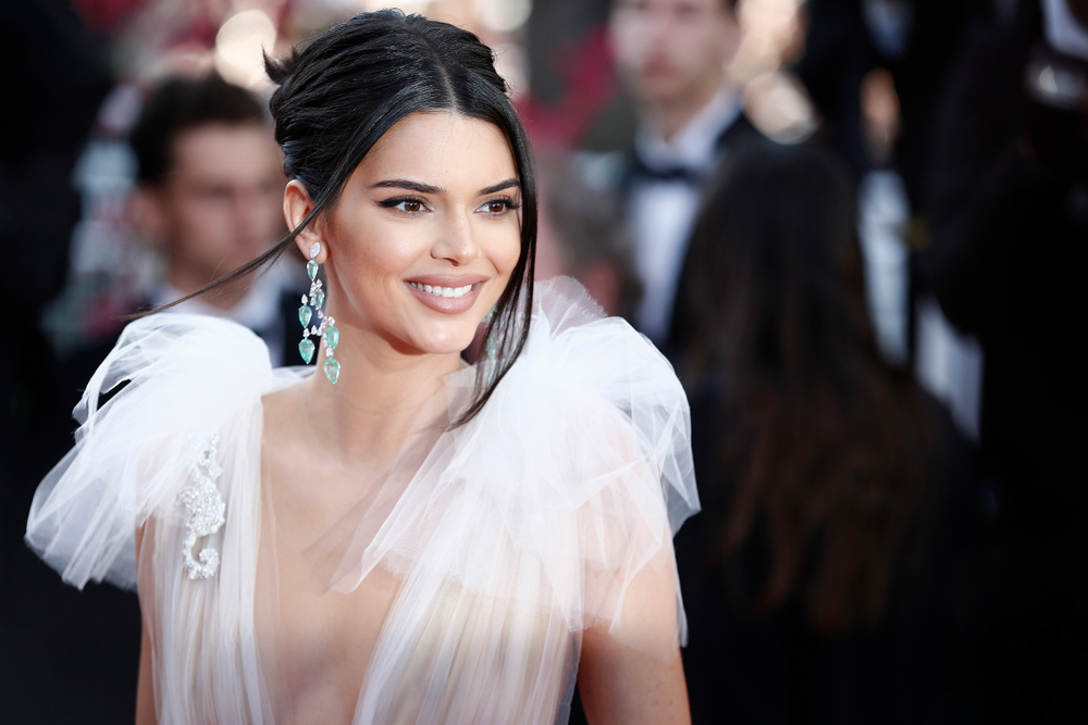 This Is Who Wrote Kendall Jenner That ‘Mysterious’ Love Letter