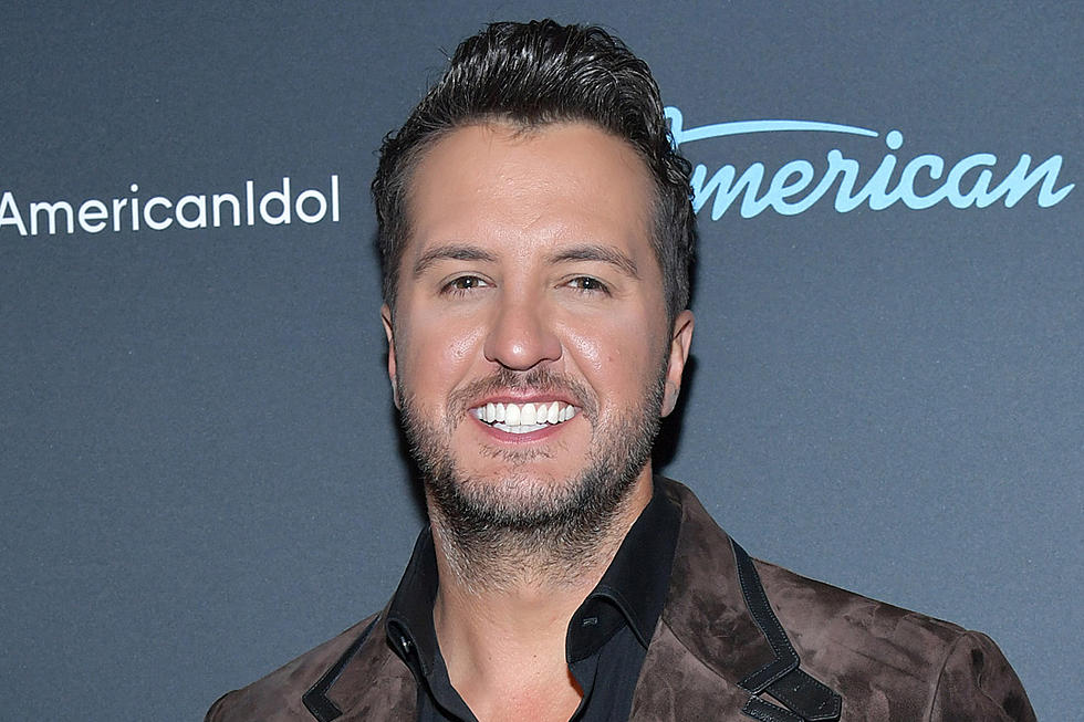 Luke Bryan Injured After Fishing Hook Goes Through His Finger